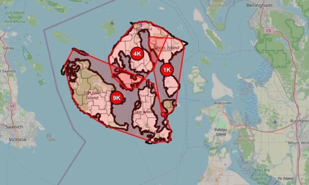 Map of a coastal archipelago with red polygon boundaries enclosing zones labeled 4K, 1K, and 9K.