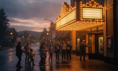 Рик Стивс купил исторический Edmonds Theater